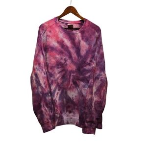 Comfort Colors Men's Pink and Purple Tie-Dye Crewneck Sweater